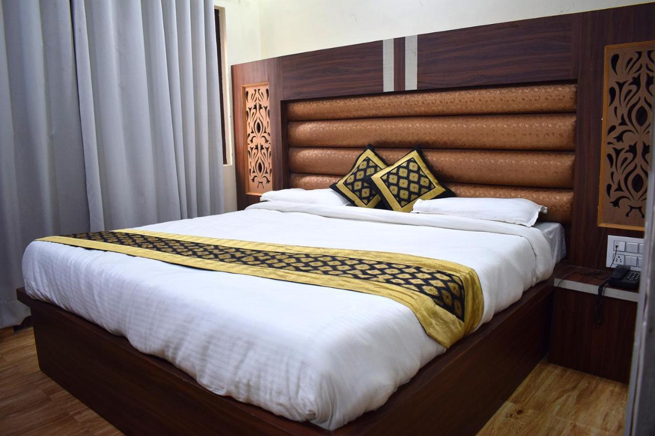 Hotel Grey Castle Haridwār Екстериор снимка